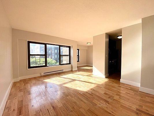 Foto principal - 3 bedroom in New York NY 10027