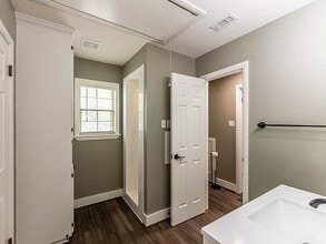 Building Photo - 50 Neiderhoffer Subdivision Rd