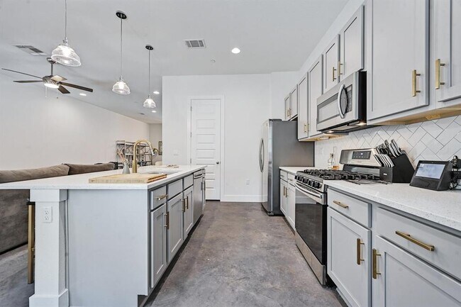 Foto del edificio - 8922 Menchaca Rd