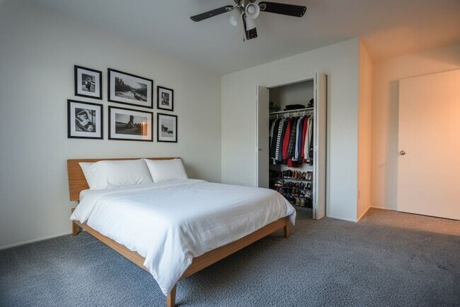 Foto del edificio - 24215 Beef Canyon Dr