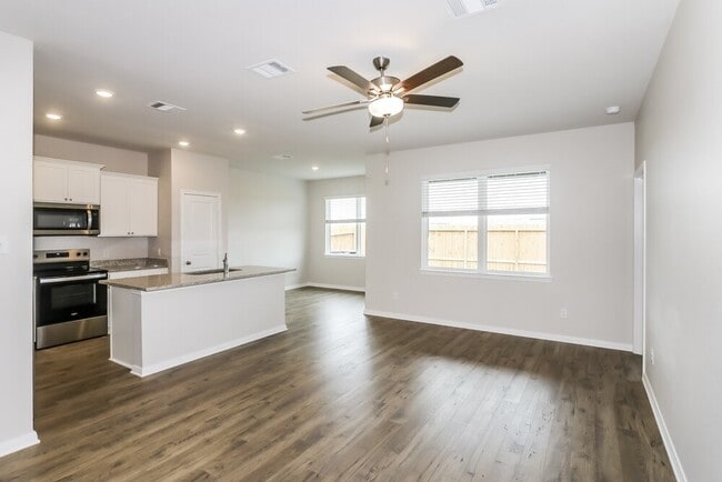 Foto del edificio - 7539 Tipton Meadow Way