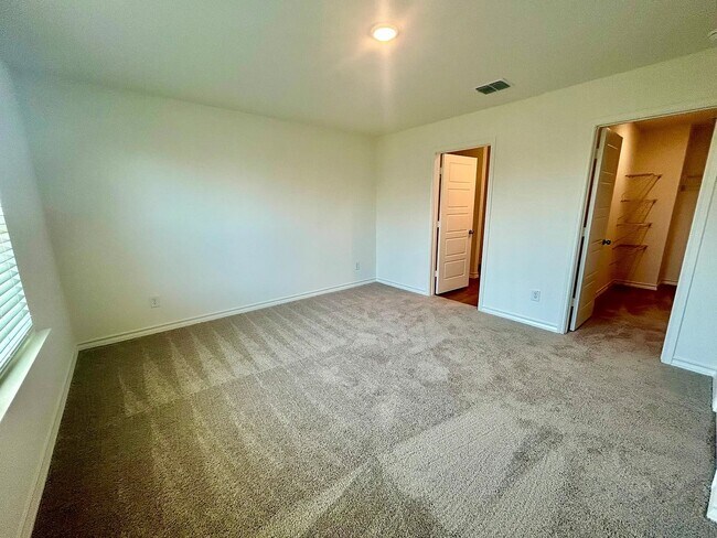 Dormitorio principal - 964 Heartseed Ave