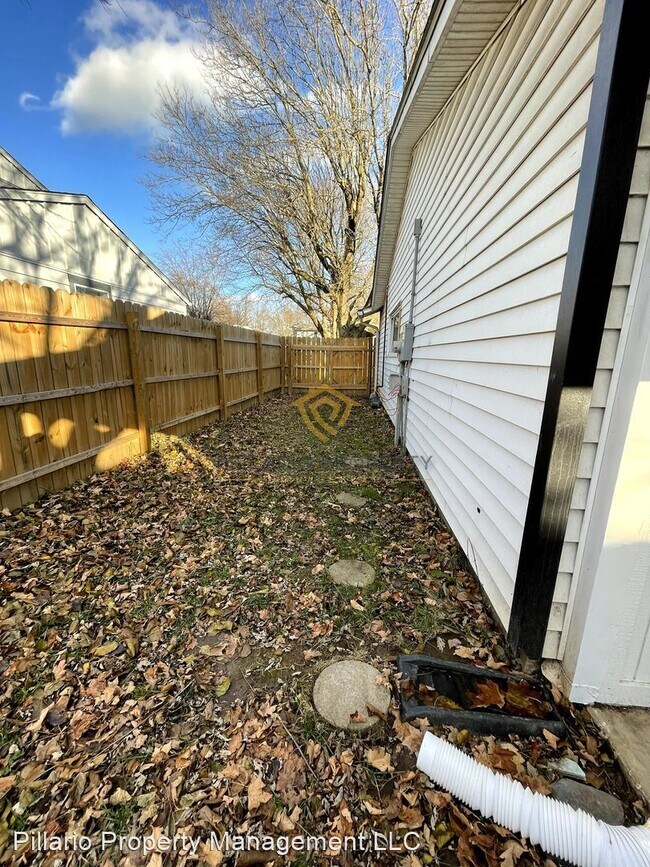 Building Photo - 4 br, 2.5 bath House - 3608 Wellington Ave.