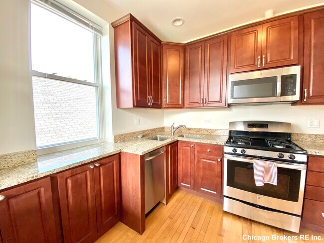 Foto del edificio - 3432 N Bell Ave