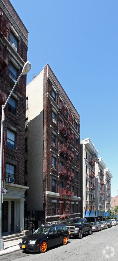 Apartments at 418 W 130th St - 418 W 130th St