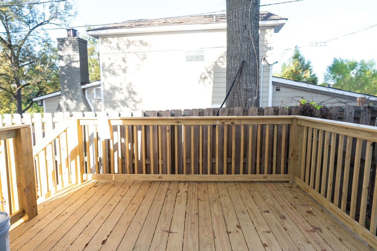 Foto del edificio - 315 E Glenn Ave