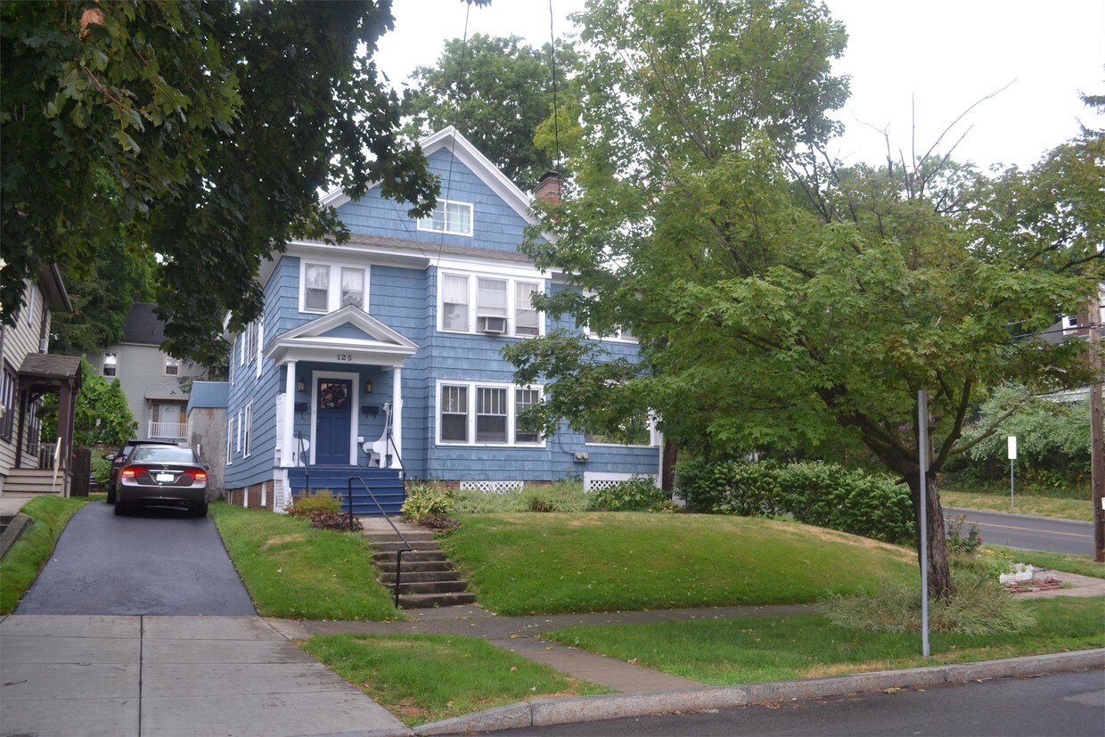 Primary Photo - 125 Lincoln Park Dr
