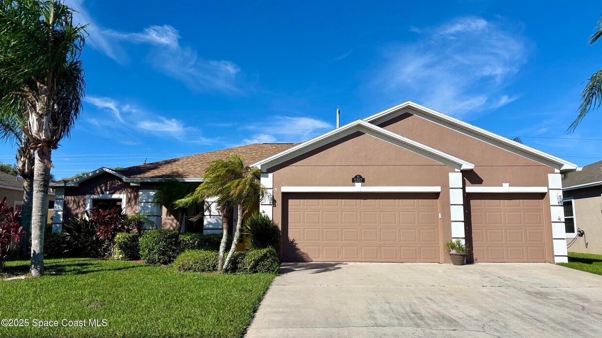 Primary Photo - 5317 Indigo Crossing Dr