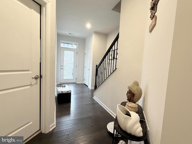 Building Photo - 22269 Sims Terrace