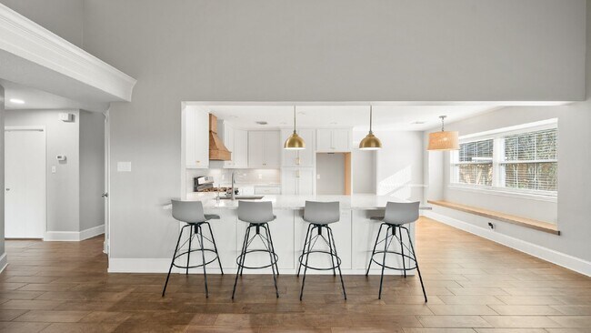 Building Photo - Charming 4-bedroom with a Large Lot Tucked...