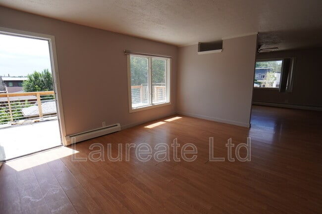 Foto del edificio - 1345 Quitman St