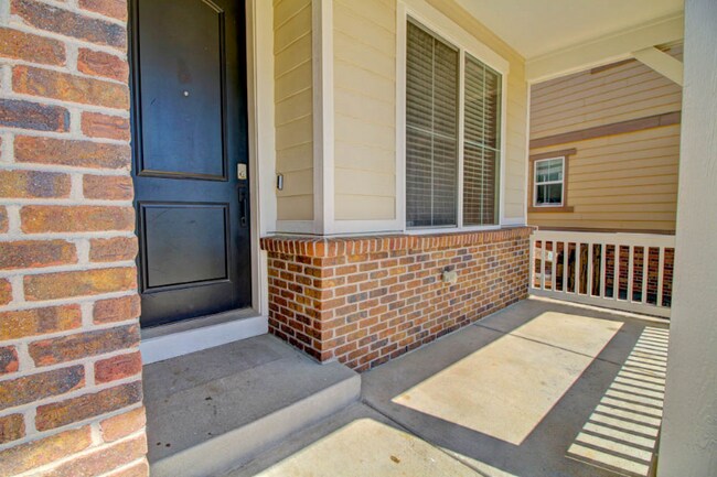 Building Photo - 24327 E Davies Pl