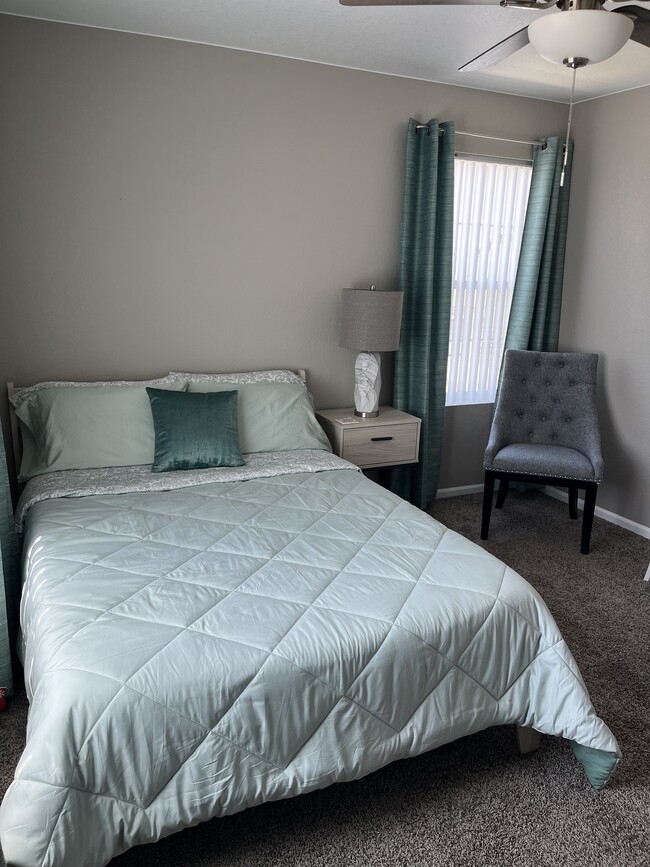 Full Size, 8" Gel Memory Foam Mattress - 19909 E 61st Dr
