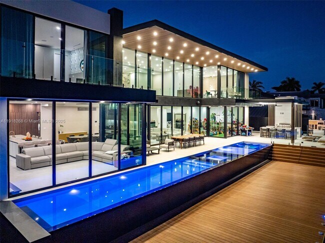 Building Photo - 1102 Washington St