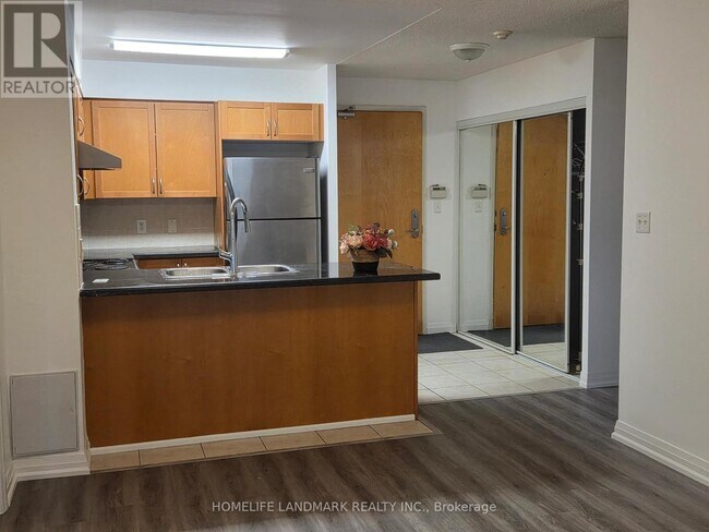 Photo du bâtiment - 7363 Kennedy Rd