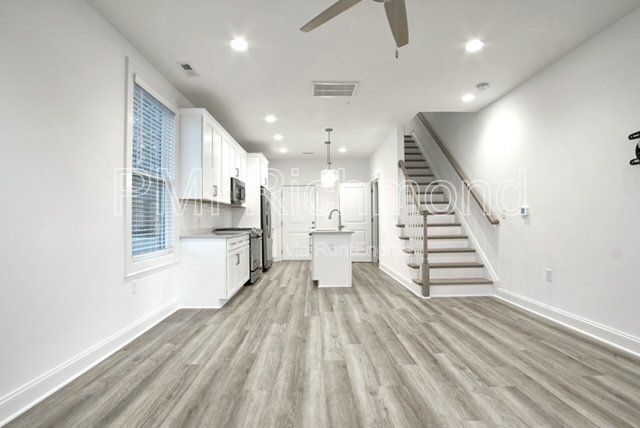 Foto del edificio - 127 Wellie Hl Pl