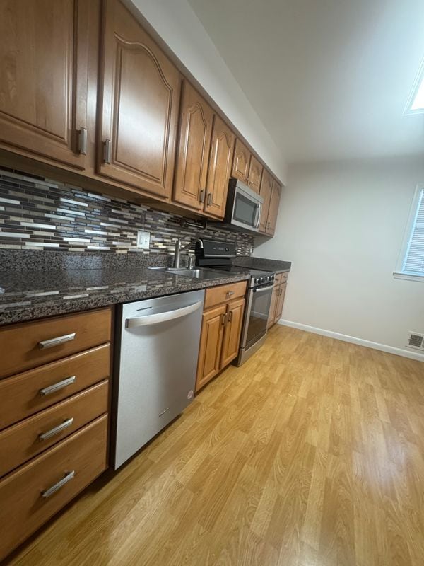 Building Photo - 6718 Chestnut Oak Ln