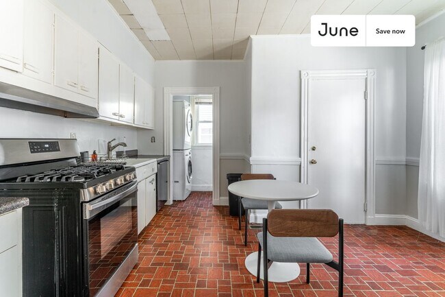 Foto del edificio - 45 Montcalm Ave