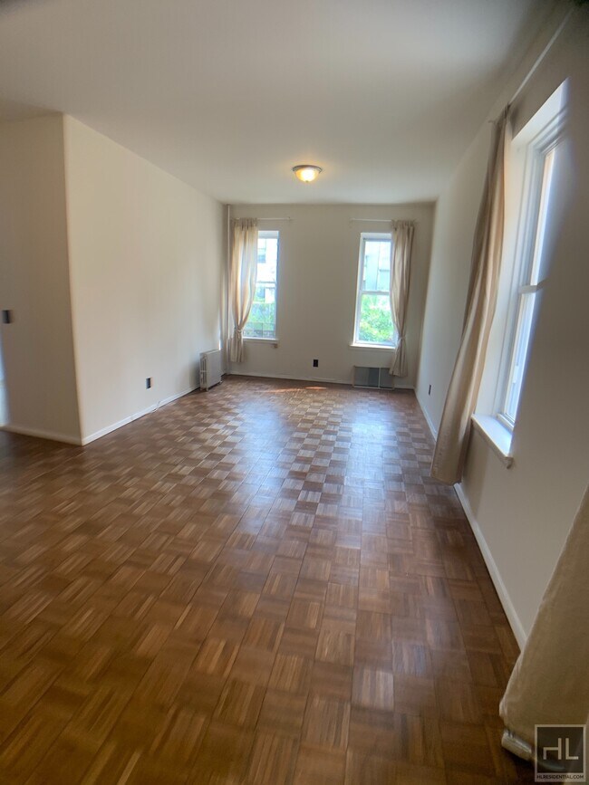 Building Photo - 3391-3312 12th Ave