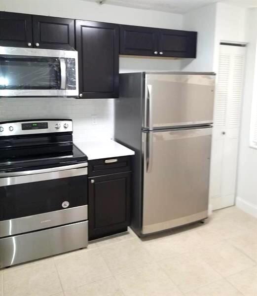 Building Photo - 1230 S Military Trail