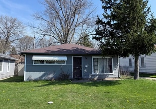 Building Photo - 12510 Summerland Ave