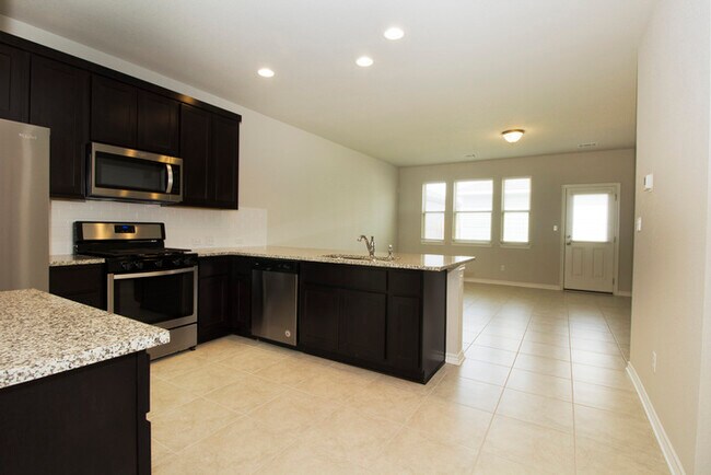 Building Photo - 1729 Artesian Springs Xing
