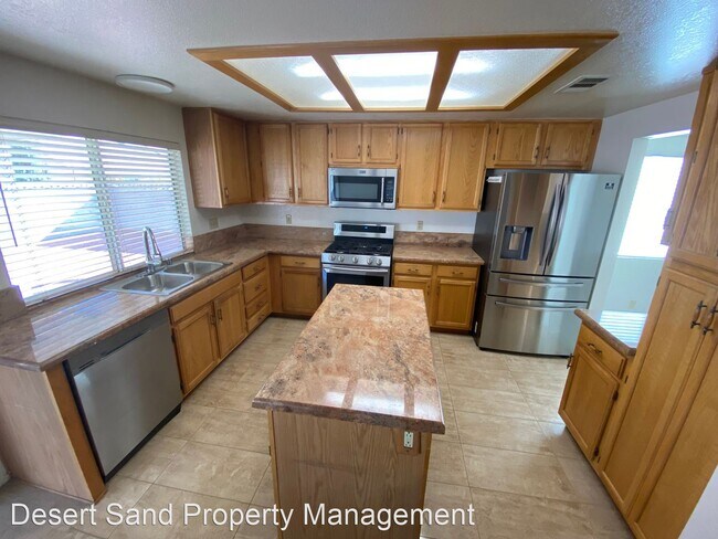 Building Photo - 3 br, 2 bath House - 5424 Rock Creek Ln.