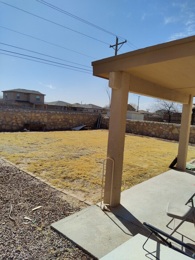 Large backyard - 14240 Firewood Dr
