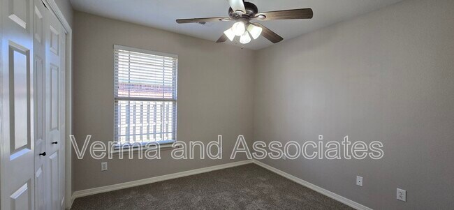 Foto del edificio - 340 Beasley Dr