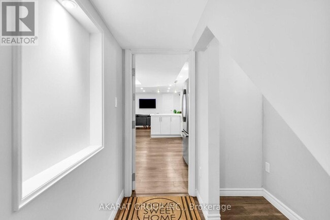 Building Photo - 5463 Fudge Terrace