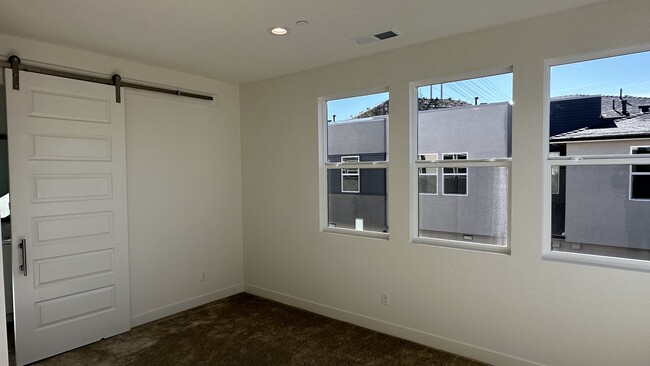 Building Photo - 11076 Eka Way