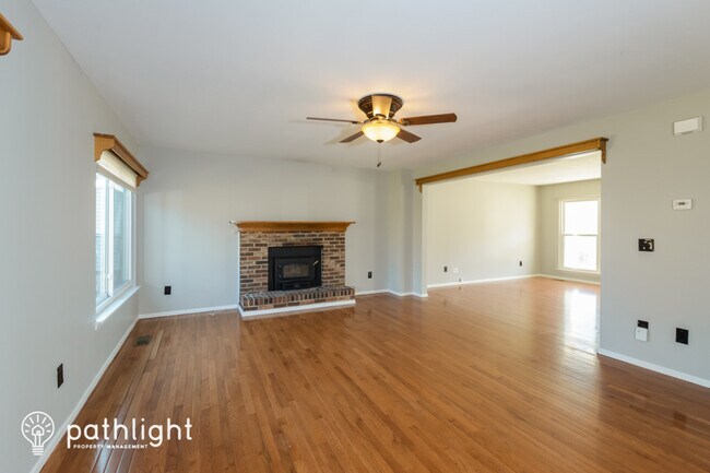 Foto del edificio - 1031 Caleb Drive