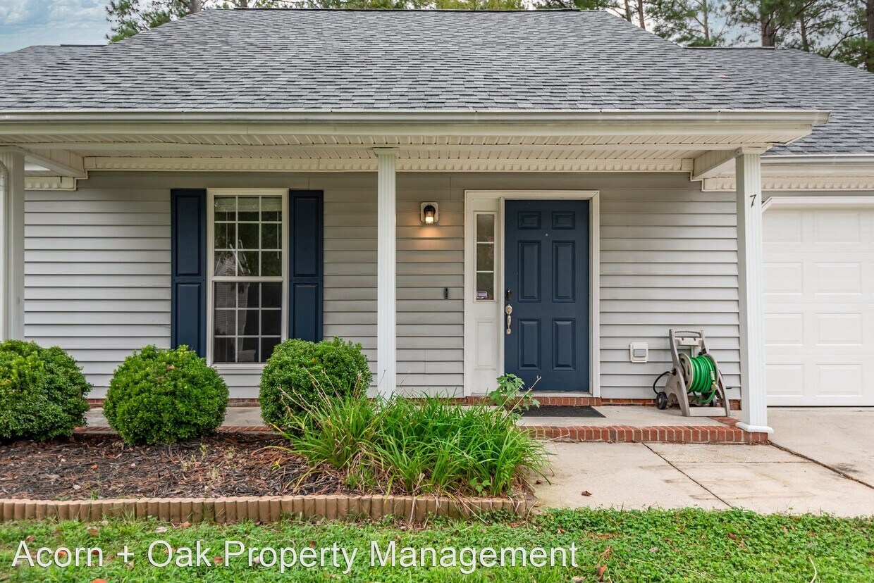 Primary Photo - 3 br, 2 bath House - 7 N. Indiancreek Pl