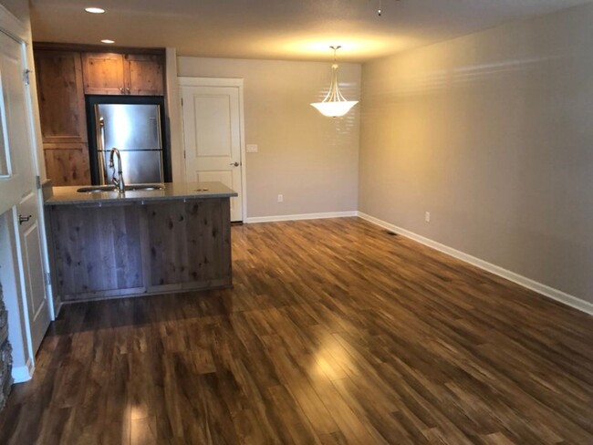 Foto del edificio - 3 Bedroom Townhome in McCall Landing