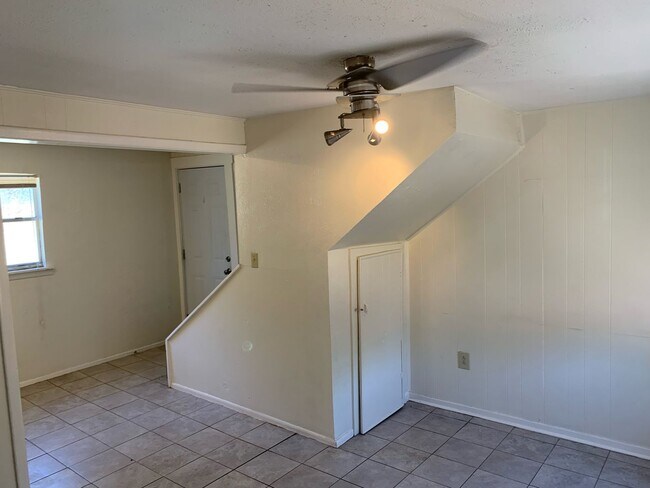 Foto del edificio - 1bedroom 1bathroom ALL BILLS PAID!!!! not ...