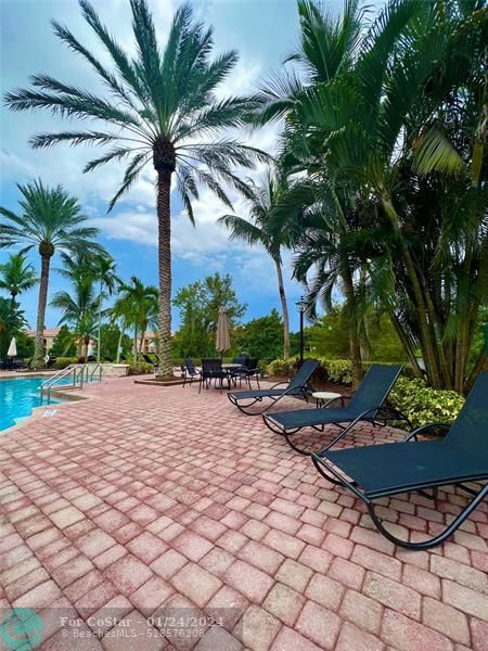Foto del edificio - 3682 NW Mediterranean Ln