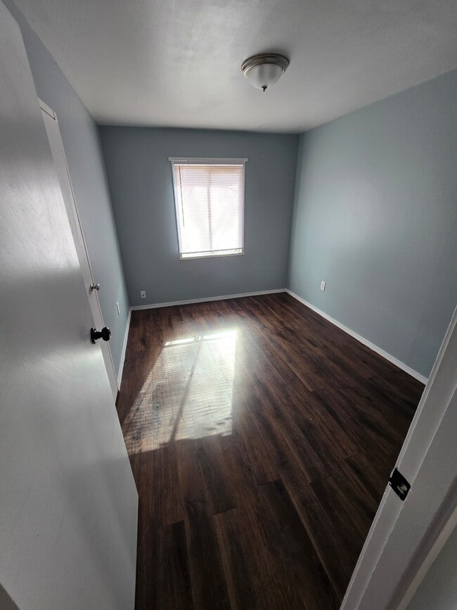 Foto del edificio - 1702 Wakefield Dr NE