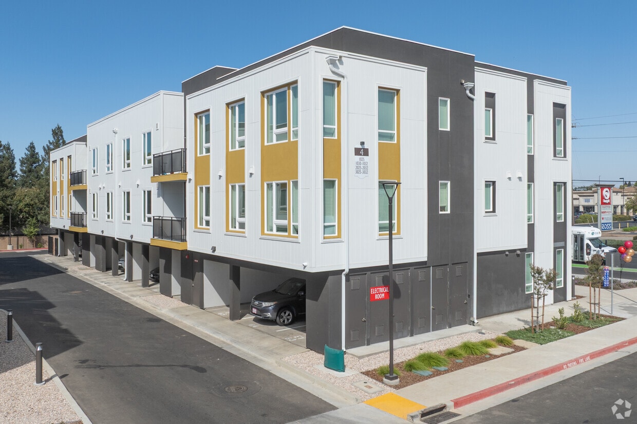 Alternate Building Photo - The Lyla