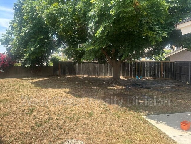 Building Photo - 7049 Arlington Pl