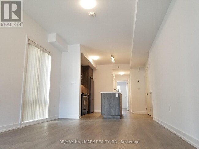 Building Photo - 3-203 Bancroft Ln