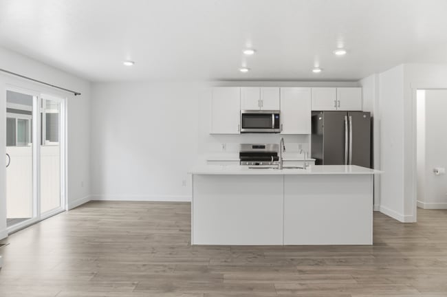 Foto del edificio - 367 Navigator Ct