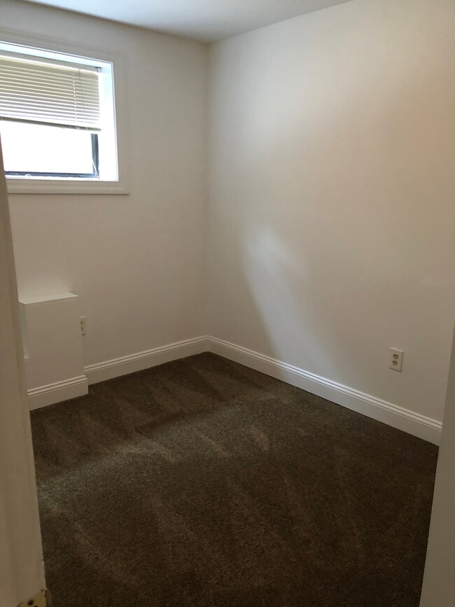 Bedroom 1 - 2201 15th St NW