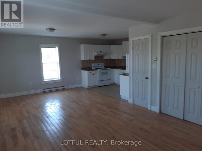 Photo du bâtiment - 2084 Dundas St