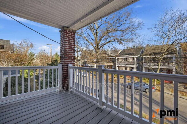 Foto del edificio - 703 W 29th St