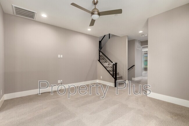 Foto del edificio - 7500 E Via De Luna Dr