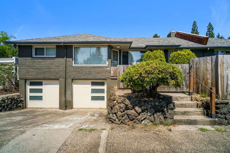 Foto principal - 8127 NE Beech St