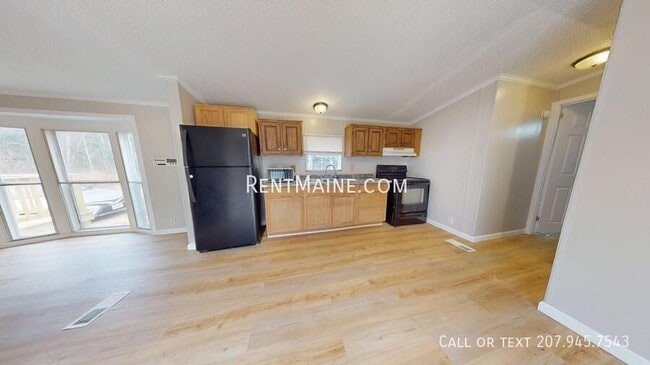 Building Photo - 25 Balsam Ln