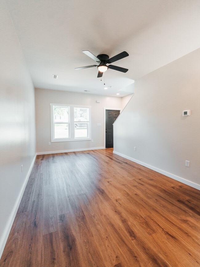 Foto del edificio - 224 Hillcrest St