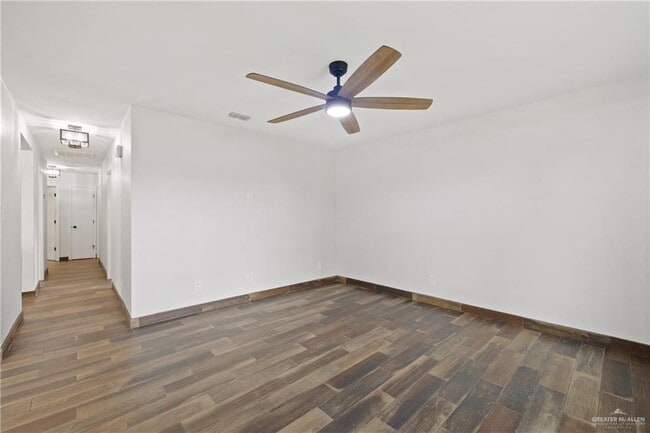 Building Photo - 1815 W Adelita St