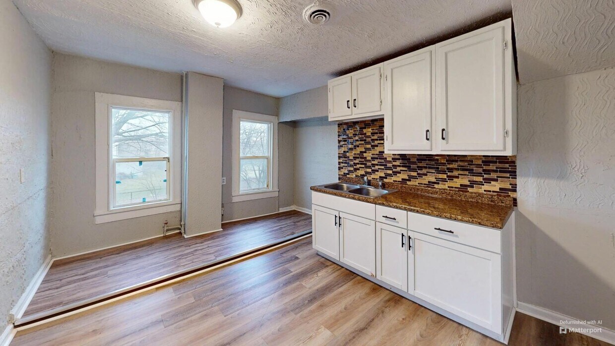 Foto principal - 3344 Seymour Ave